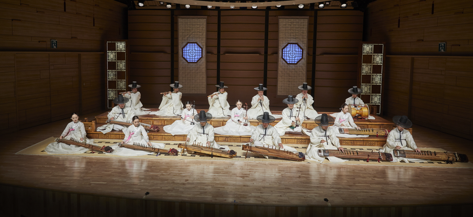 传统演出《周六名品公演》